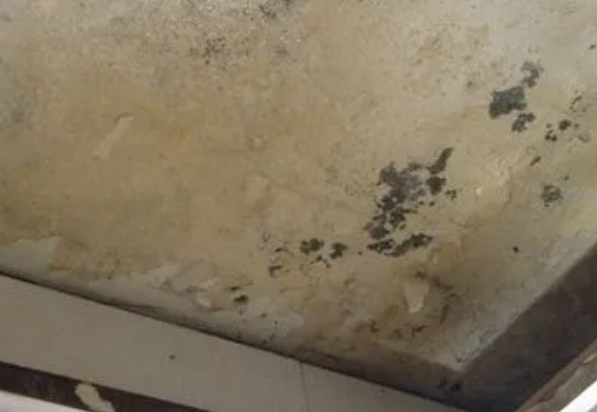 宁洱阳台漏水维修公司分享下宁洱卫生间渗水维修需要注意哪些问题。